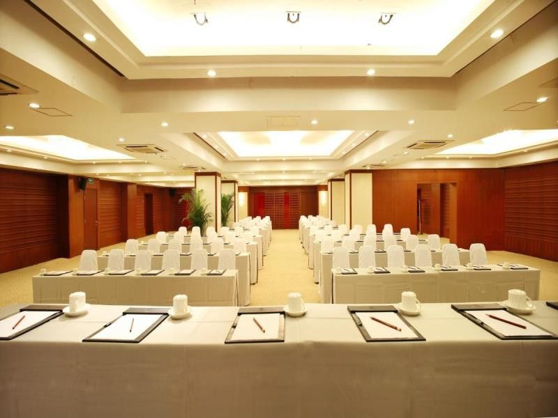 โรงแรมซันเวิลด์ หวางฟูจิง ปักกิ่ง ภายนอก รูปภาพ